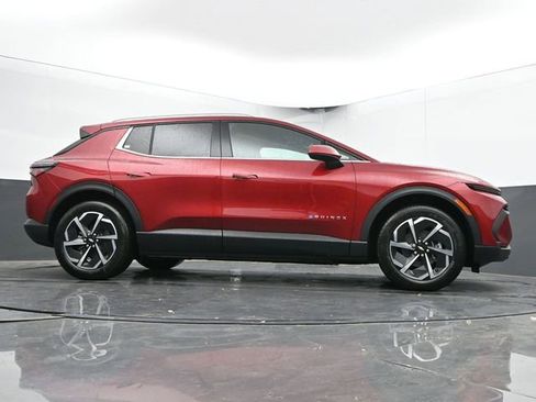 New 2026 Chevrolet Equinox EV LT image 47