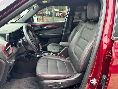 Used 2025 Chevrolet TrailBlazer RS w/ Convenience Package AWD/4WD image 16