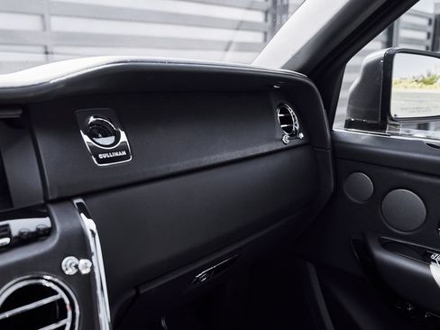 Used 2020 Rolls-Royce Cullinan AWD/4WD image 80
