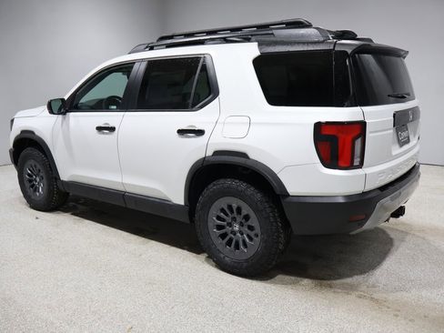 New 2026 Honda Pilot TrailSport image 5