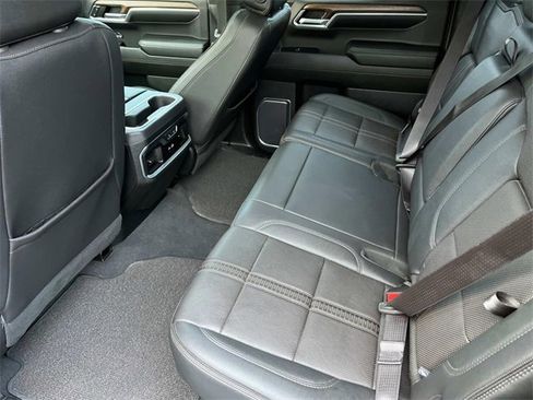 Used 2023 Chevrolet Silverado 1500 High Country image 18