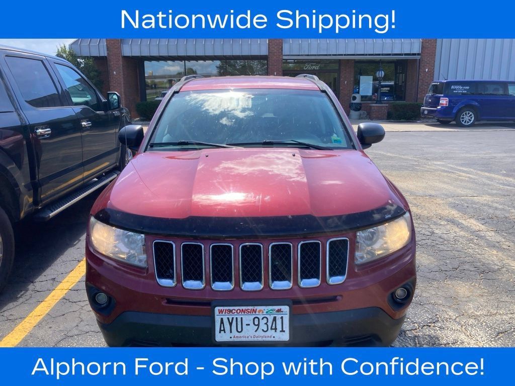 Used 2013 Jeep Compass Latitude AWD/4WD image 1
