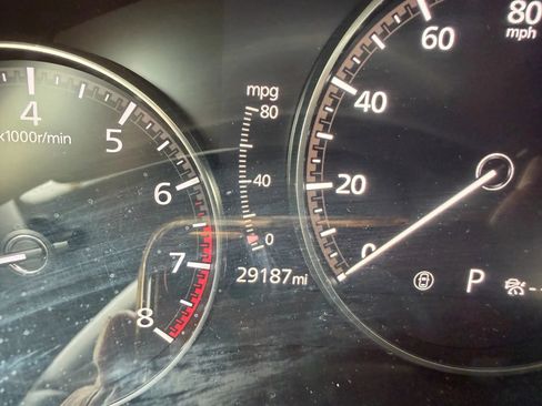 Used 2019 MAZDA MAZDA3 Hatchback 4D image 11