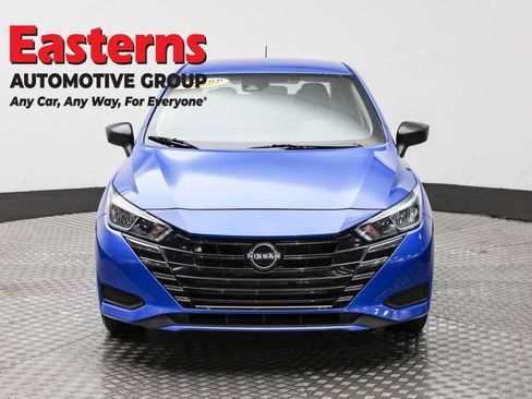Used 2024 Nissan Versa S w/ Trunk Package FWD image 2