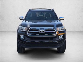 Used 2016 Toyota Tacoma Limited w/ Towing Package video 2