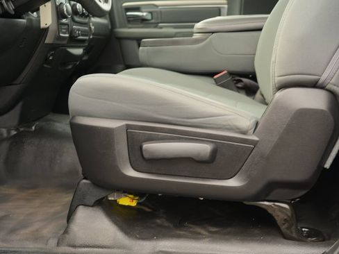 Used 2017 RAM 1500 Tradesman w/ Power & Remote Entry Group AWD/4WD image 15