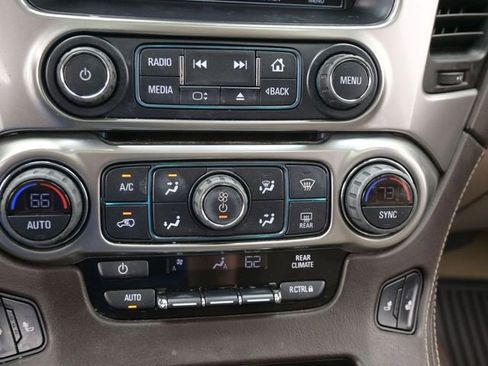 Used 2018 Chevrolet Tahoe LT image 22