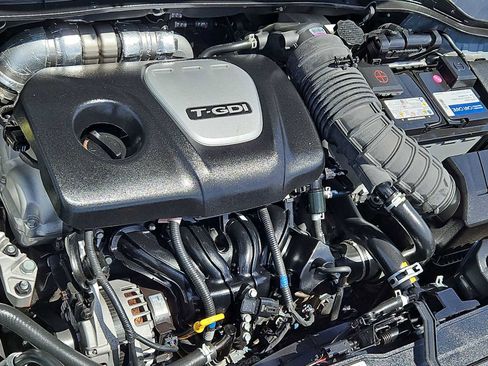 Certified 2021 Hyundai Kona Ultimate FWD image 14