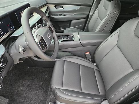 Used 2026 Nissan Murano SL image 11