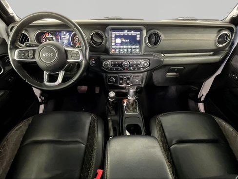 Used 2021 Jeep Wrangler Unlimited Sahara AWD/4WD image 7