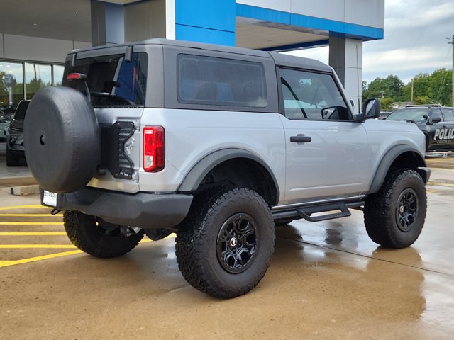 Used 2023 Ford Bronco 2-Door AWD/4WD image 3