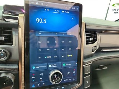 Used 2024 Ford F150 Lightning Lariat AWD/4WD image 44