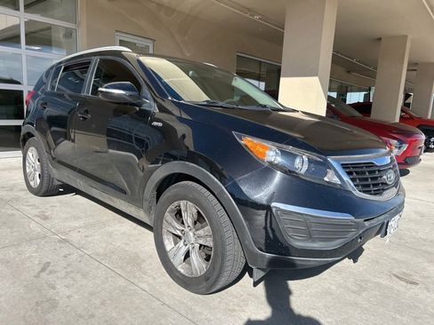 Used 2012 Kia Sportage LX w/ Convenience Pkg image 2