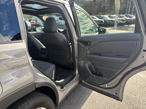 Certified 2025 Subaru Forester Premium image 39