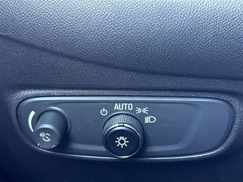 Certified 2022 Chevrolet Equinox LT image 17