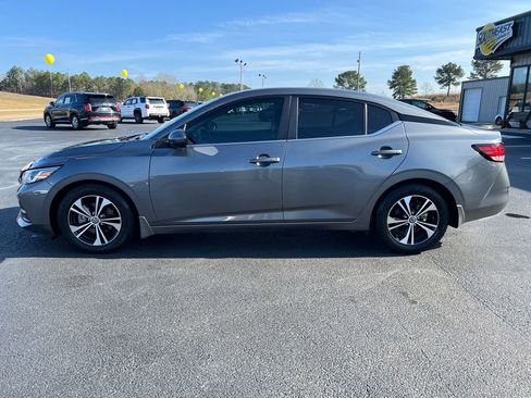 Used 2022 Nissan Sentra SV image 4