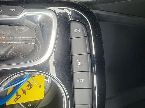 Certified 2021 Buick Encore GX Preferred w/ Cold Weather Comfort Package image 19