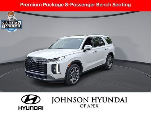Used 2023 Hyundai Palisade SEL w/ Cargo Package FWD image 4