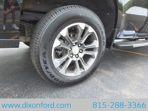 Used 2023 Chevrolet Silverado 1500 High Country image 8