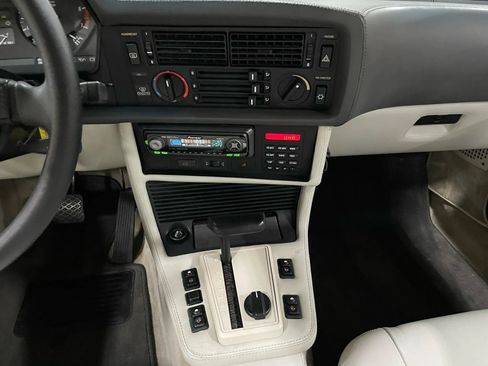 Used 1987 BMW 635CSi Coupe RWD image 64