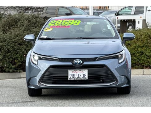 Certified 2025 Toyota Corolla Hybrid Sedan image 9
