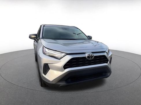 Used 2025 Toyota RAV4 LE image 3