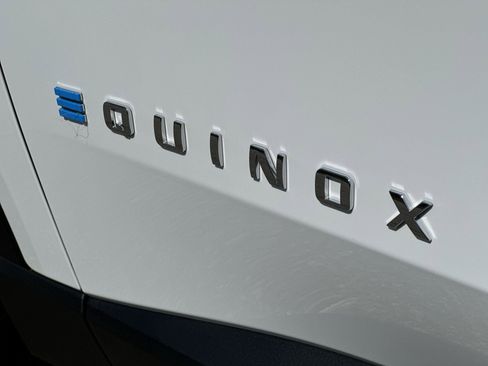 New 2025 Chevrolet Equinox EV LT image 65