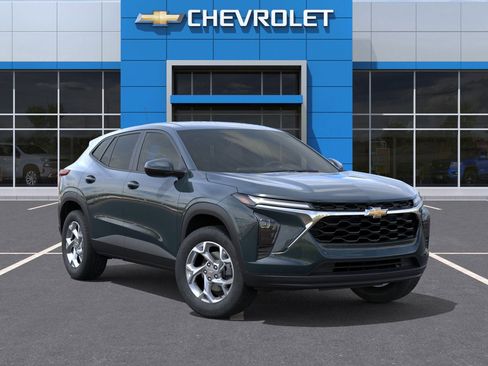 New 2026 Chevrolet Trax LS w/ LS Convenience Package image 32