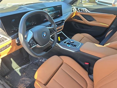 Used 2025 BMW i4 xDrive40i w/ Premium Package image 15