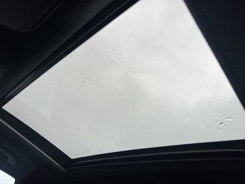 Certified 2023 Mercedes-Benz GLE 350 w/ Premium Package image 28