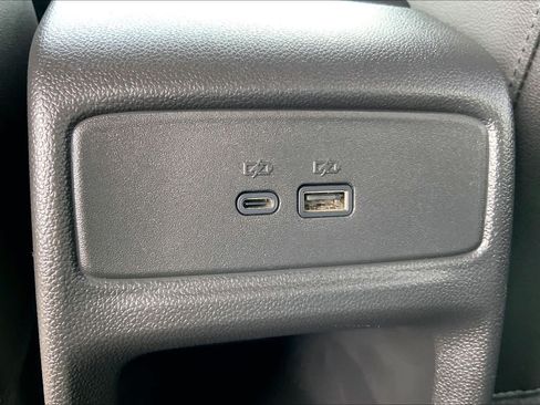 Used 2024 Chevrolet Trax LT w/ LT Convenience Package FWD image 35