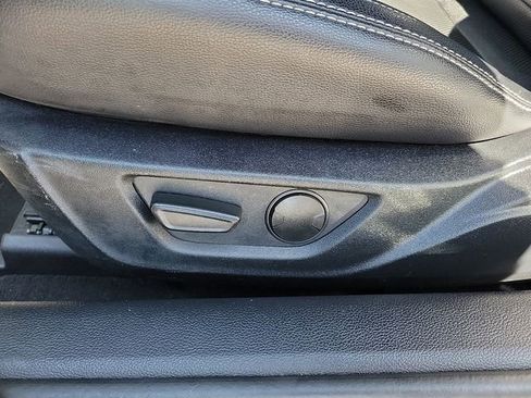 Used 2022 Ford Mustang Premium image 13