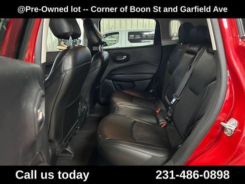 Used 2020 Jeep Compass Latitude AWD/4WD image 26