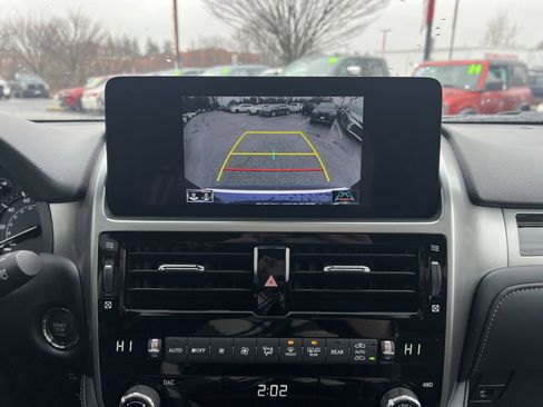 Used 2023 Lexus GX 460 Premium w/ Premium Package image 19