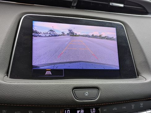 Used 2023 Cadillac XT4 Sport w/ LPO, Onyx Lite Package FWD image 21