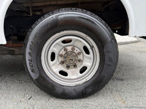 Used 2016 Ford F250 XL w/ Power Equipment Group image 25