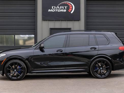Used 2021 BMW X7 xDrive40i w/ M Sport Package AWD/4WD image 4