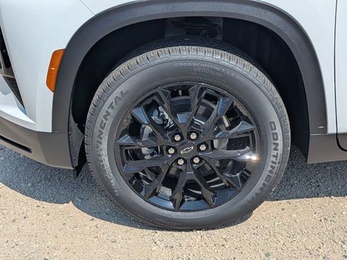 New 2026 Chevrolet Traverse LT w/ Midnight/Sport Edition FWD image 7