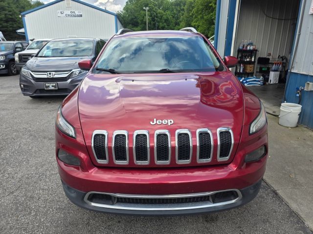 Used 2017 Jeep Cherokee Limited FWD image 2
