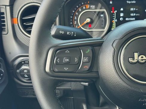 New 2026 Jeep Gladiator Mojave image 15