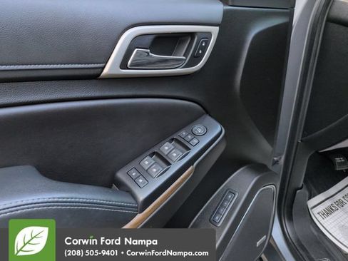 Used 2019 GMC Yukon Denali AWD/4WD image 11