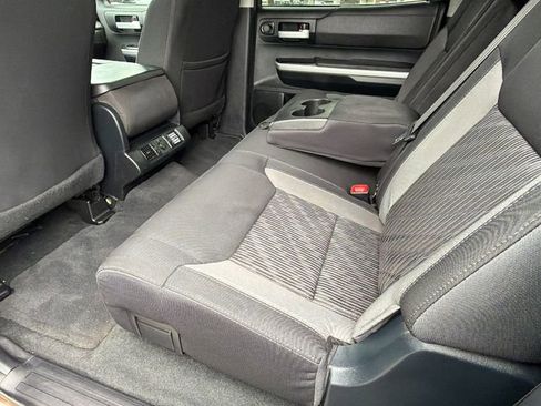Used 2017 Toyota Tundra SR5 image 16