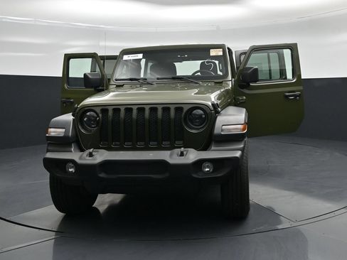 Used 2021 Jeep Wrangler Unlimited Sport AWD/4WD image 27