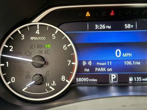 Used 2020 Nissan Murano S image 13