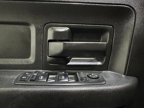 Used 2018 RAM 2500 Tradesman w/ Cold Weather Group image 34