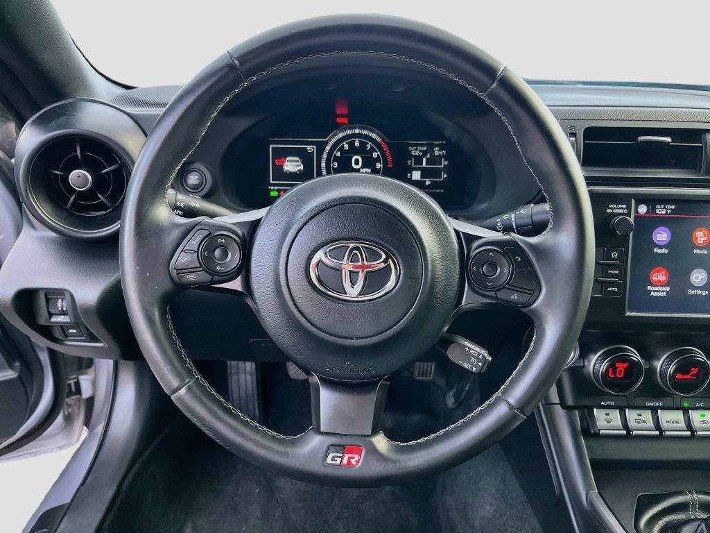 Used 2023 Toyota GR86 RWD image 11
