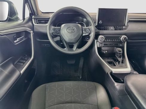 Certified 2023 Toyota RAV4 XLE FWD image 22