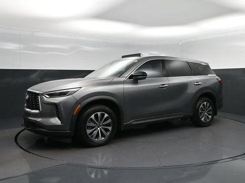 Used 2023 INFINITI QX60 Pure FWD image 3
