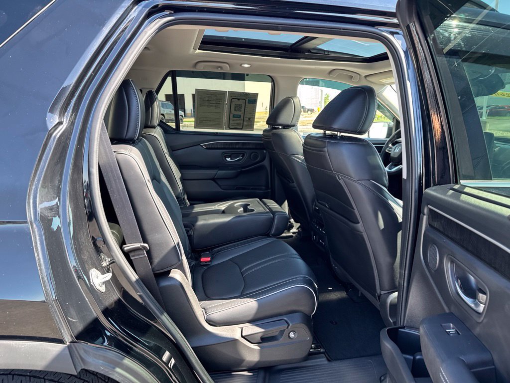 Certified 2023 Honda Pilot Elite image 42