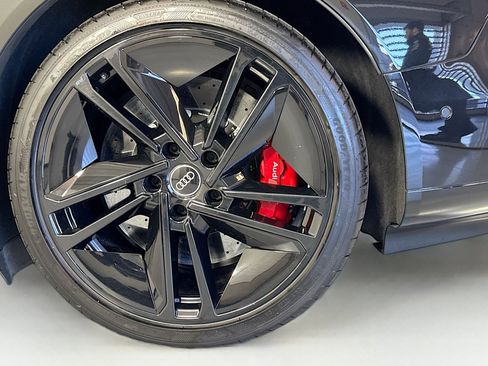 Used 2023 Audi RS e-tron GT AWD/4WD image 29